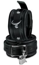 BDSM Abschließbare Bondage