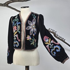 ZARA 🖤 DAMEN JACKE SAMTJACKE BOLERO SAMT BESTICKT STICKEREI PERLEN schwarz S