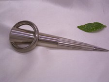 VERSACE : GROßE BROSCHE /