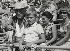 Vintage Archiv Baryt Foto 1965  Pablo Picasso beim Stierkampf mit Frau + Sohn