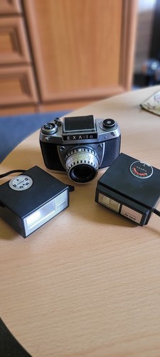 Exa kamera mit blitzlicht - exa.1a,