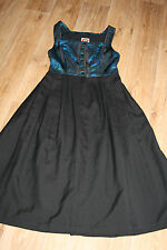 KL4700 @ Festtagsdirndl @