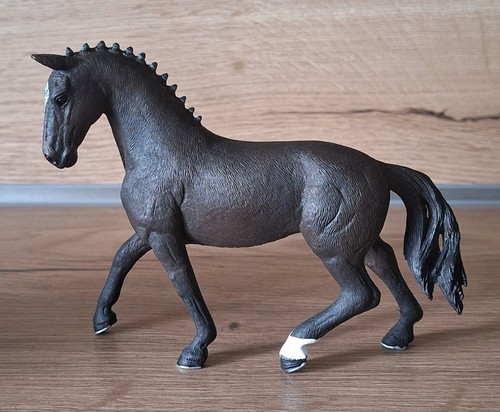 Schleich hannoveraner wallach - schleich, hannoveraner-wallach