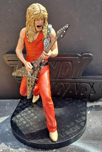 Randy rhoads figure tribute - rhoads,