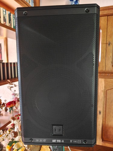 Rcf art 910a - neuwertig, 2100w