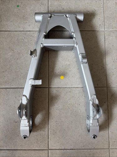 Zephyr 750 schwinge guter - 750,