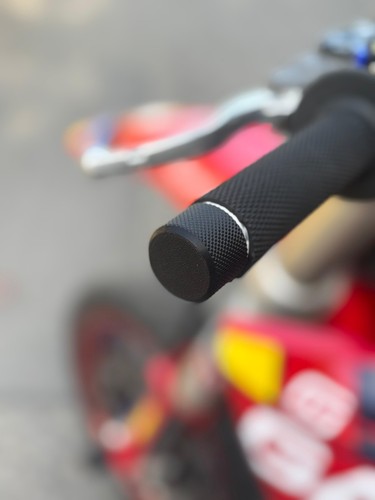 Supermoto lenkerenden crash - supermoto, lenkerenden/crash