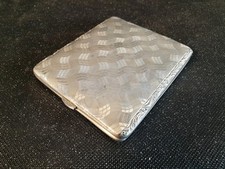 Versilbertes Art Deco