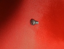 Nadelbefestigungsschraube für Adler 30-1......0811        ++