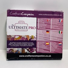 Crafter's Companion - Prägeboard Ultimate Pro Koffer - GUT