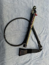 Opel Astra F Gurtstraffer Gurtschloss Gurtpeitsche vorne LINKS 90359921