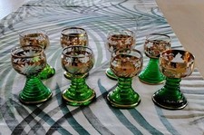 Mini Weinrömer, Andenkengläser grüner Fuß, Schnapsgläser 8 Stück vintage