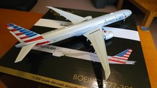 GeminiJets 1:200 American Airlines Boeing 777-300ER G2AAL415 OVP