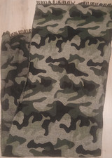 Schal mit Camo-Look