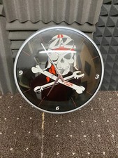 Wanduhr Totenkopf POLO