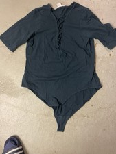 Boy H & M dunkelgrün Größe 38 / M