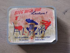 ASS Gesellschaftsspiel für Erwachsene - Bieg dich vor Lachen im Etui -50er Jahre