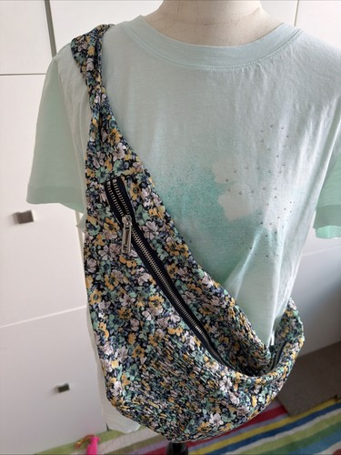 Mega schöne bauch tasche - mega,