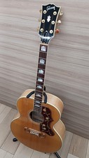 GIBSON SJ-200 STANDARD