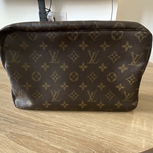 Louis vuitton monogram - louis,