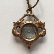 ANTIK MINIATUR Kompass 2 Pistolen-Umrahmung (Schmuck für Puppenjungen)