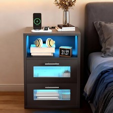 Smart Nachttisch mit USB