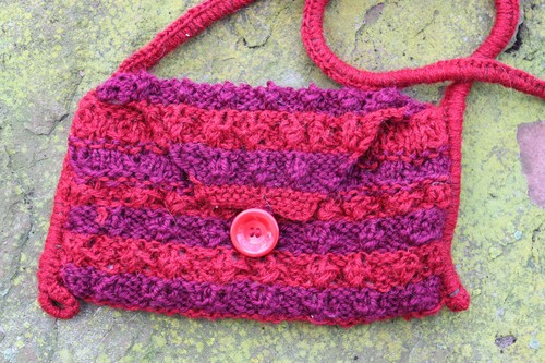 Handgestrickte umhängetasche - handgestrickte,
