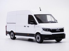 Camion fourgon MAN TGE blanc