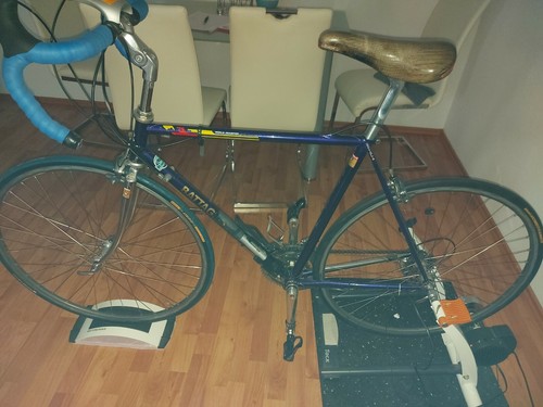 Retro rennrad der - retro,