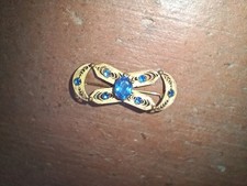 Brosche gold blaue Steine