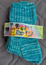 Handgestrickte socken aus - handgestrickte,