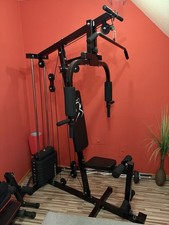 Kraftstation Fitnessstation