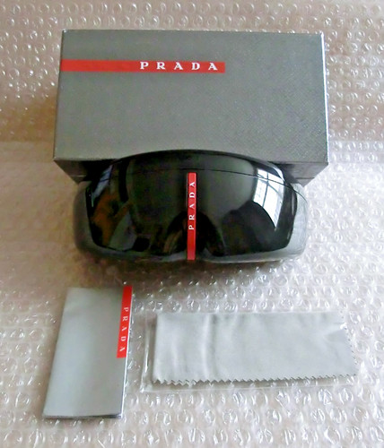 Großes schwarzes prada - großes,