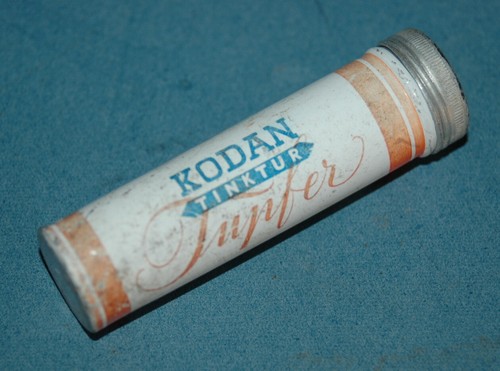 Kleine alte blechdose kodan - alte, _