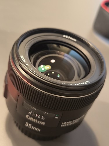 Canon 2 0 is usm - ef, f/2.0