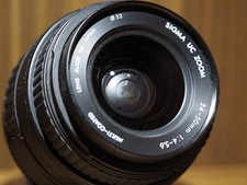 SIGMA 1:4-5,6 24-50mm  für Pentax-K Bajonett