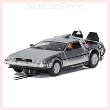 Scalextric C4249 DeLorean DMC-12 "Back to the Future 2" 1:32 Auto Slotcar Licht
