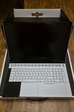 Alienware M17 R2, i7 9750