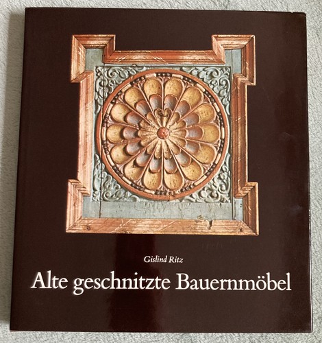 Alte geschnitzte bauernmöbel - geschnitzte,
