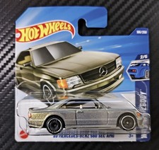Hot Wheels Mercedes-Benz 560