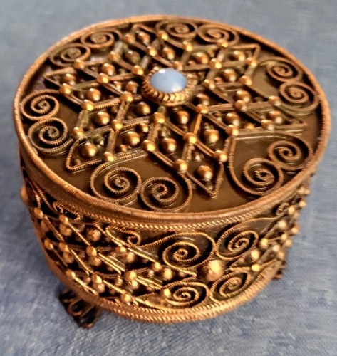 Vintage alte metall dose - vintage, metall‑dose