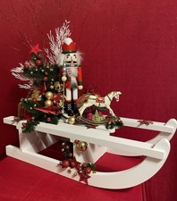 Weihnachtlicher Schlitten Holz Nussknacker Schaukelpferd Beleuchtung Deko