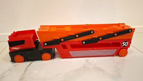 Hot wheels spielzeug - wheels, spielzeug-lkw