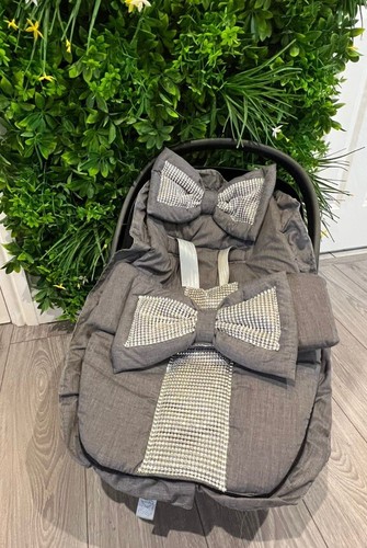 Graue universal babyschale - graue,