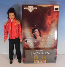 Triumph Michael Jackson mit extra roter Lederjacke ca 32cm #14