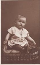 Foto AK  kleines Mädchen  ca 1930  ( GH )