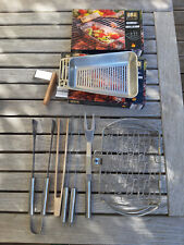 Diverses Grillzubehör u.a. Weber Fischhalter Gemüsehalter