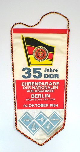 Wimpel ehrenparade der - wimpel, nva