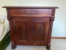 Antikes Vertiko Nussbaumholz