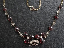 Kette Jugendstil Collier um